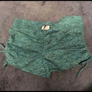 Booty scrunch shorts